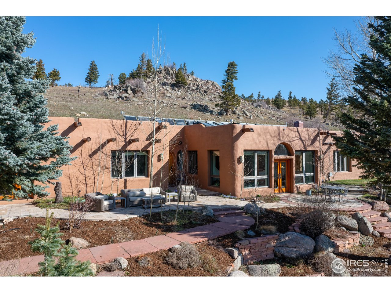 136 Old Post Office Road Boulder, CO 80302 - Photo 4 of 47 Custom craftsmanship