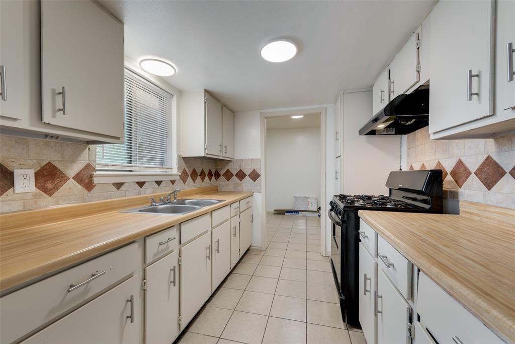 6214 Capestone Drive Dallas, TX 75217 - Photo 12 of 20