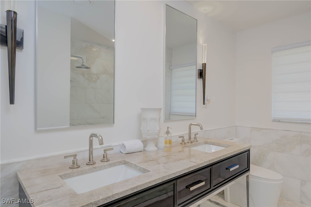 189 Mentor Drive Naples, FL 34110 - Photo 12 of 23