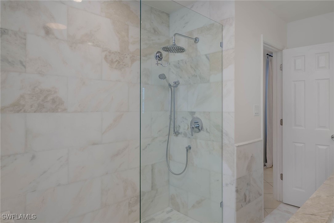 189 Mentor Drive Naples, FL 34110 - Photo 13 of 23