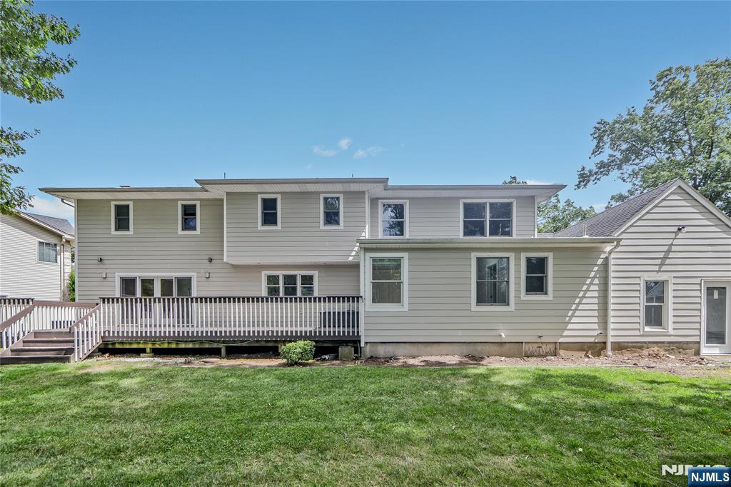 3 Laurel Road Demarest, NJ 07627 - Photo 2 of 43 a view of backyard with deck
