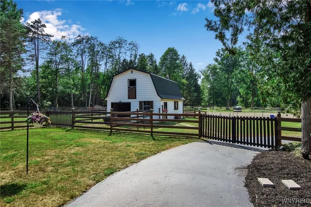 $674,900 | 4100 Ransom Road, Clarence, NY 14031