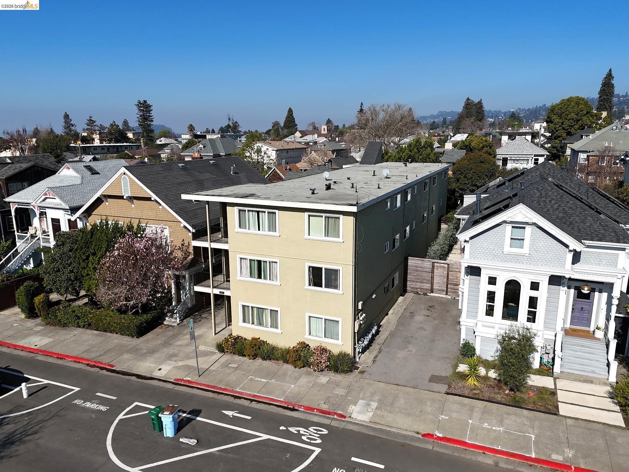 2015 Hearst Avenue Berkeley, CA 94709 - Photo 2 of 25