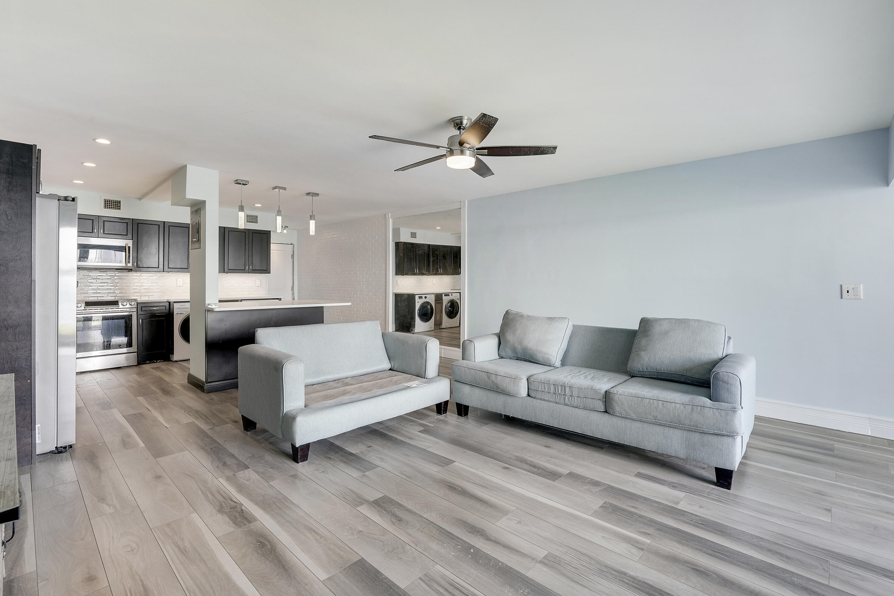 360 Wilma Circle Riviera Beach, FL 33404 - Photo 22 of 42 House-29