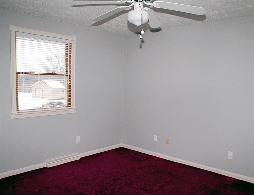 363 Brewer Road Rochester, PA 15074 - Photo 11 of 25 BEDROOM 2