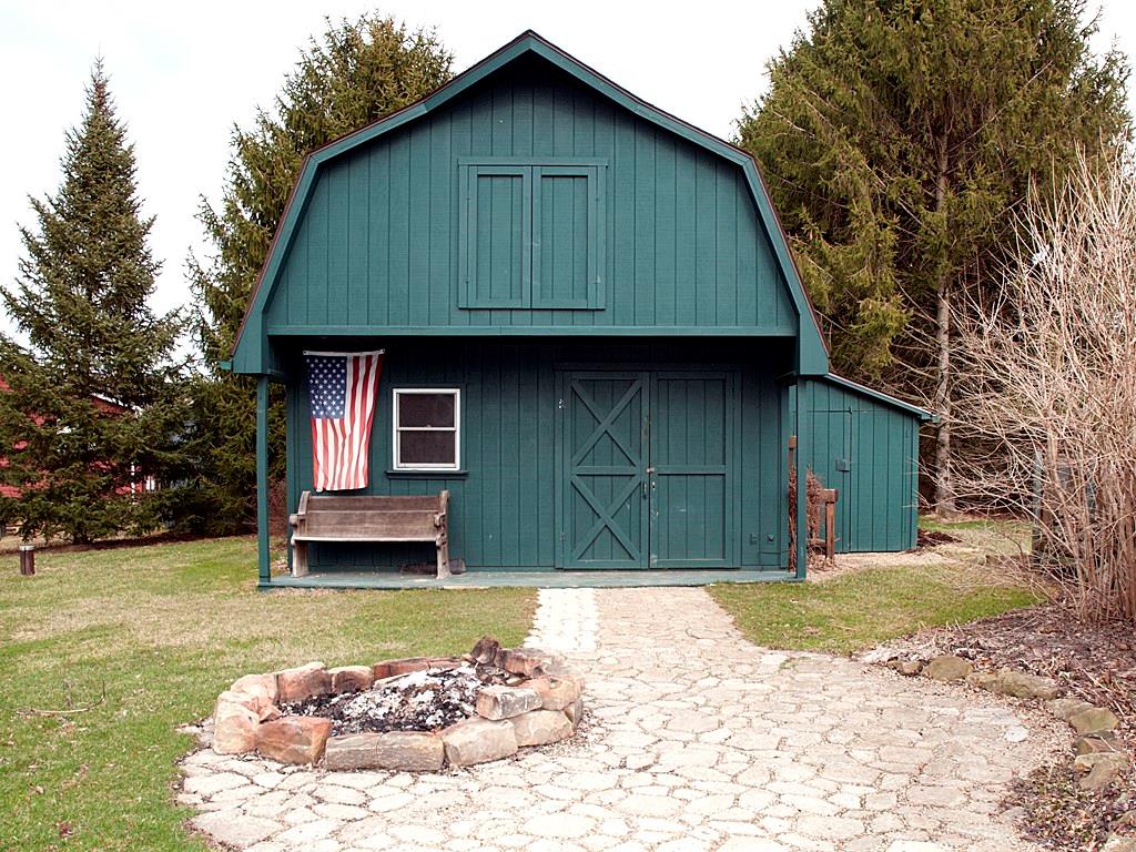 363 Brewer Road Rochester, PA 15074 - Photo 22 of 25 2 LEVEL BARN (20X18) WITH SIDE STORAGE SHED