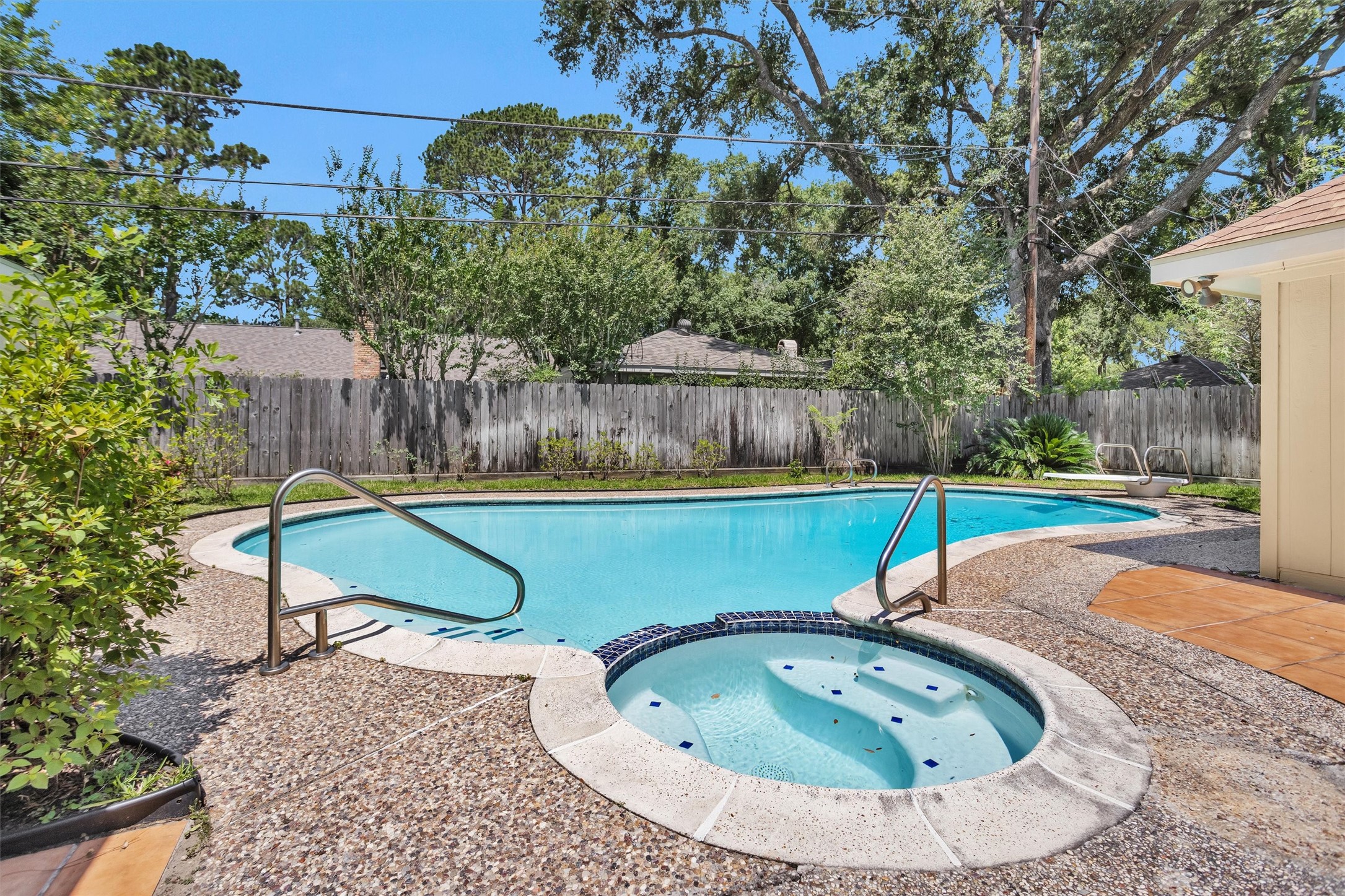 2531 Hollow Hook Road Houston, TX 77080 - Photo 39 of 45 Gallery Image 39