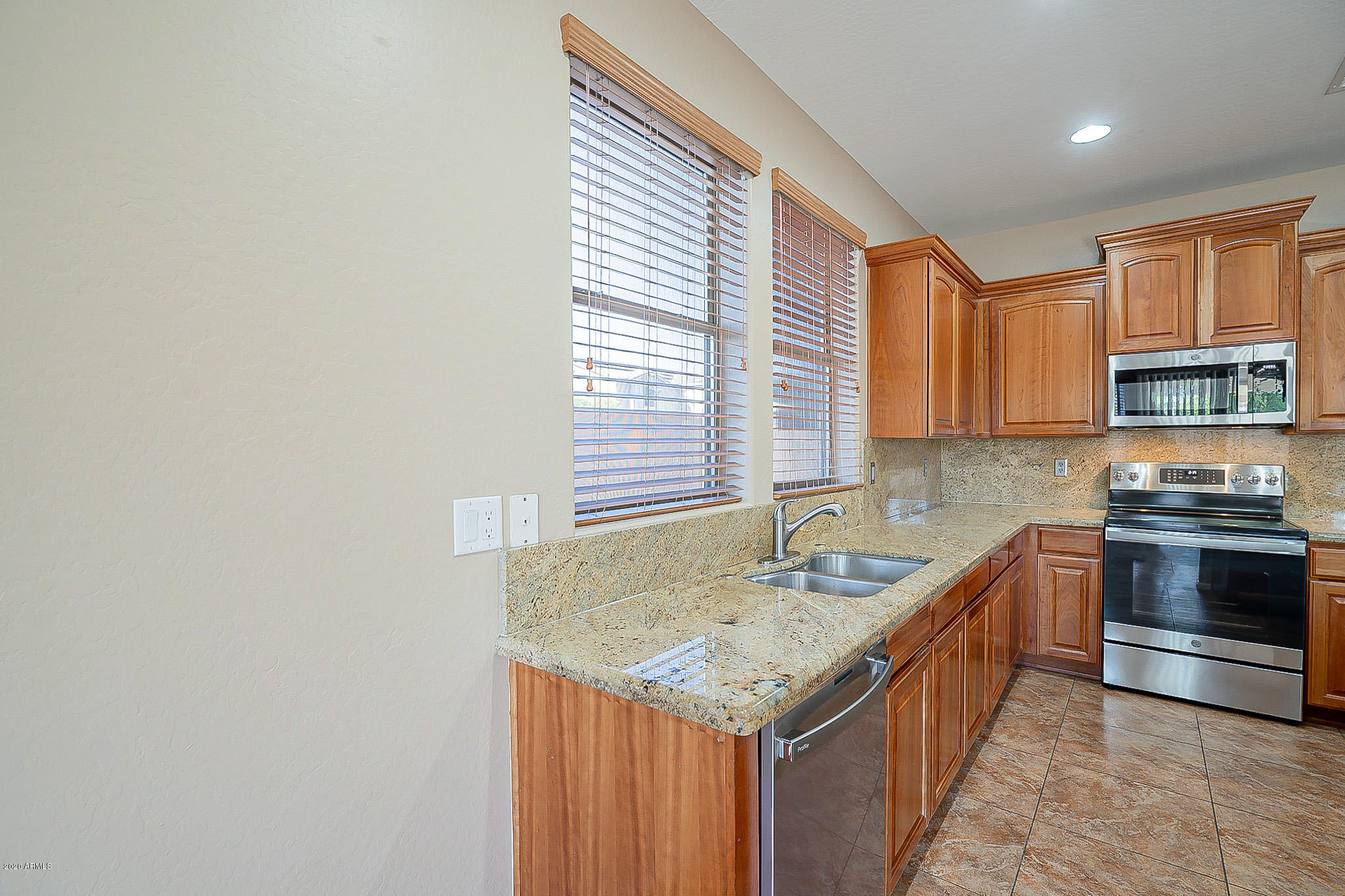 15675 West Cameron Drive Surprise, AZ 85379 - Photo 47 of 95 Cameron-39
