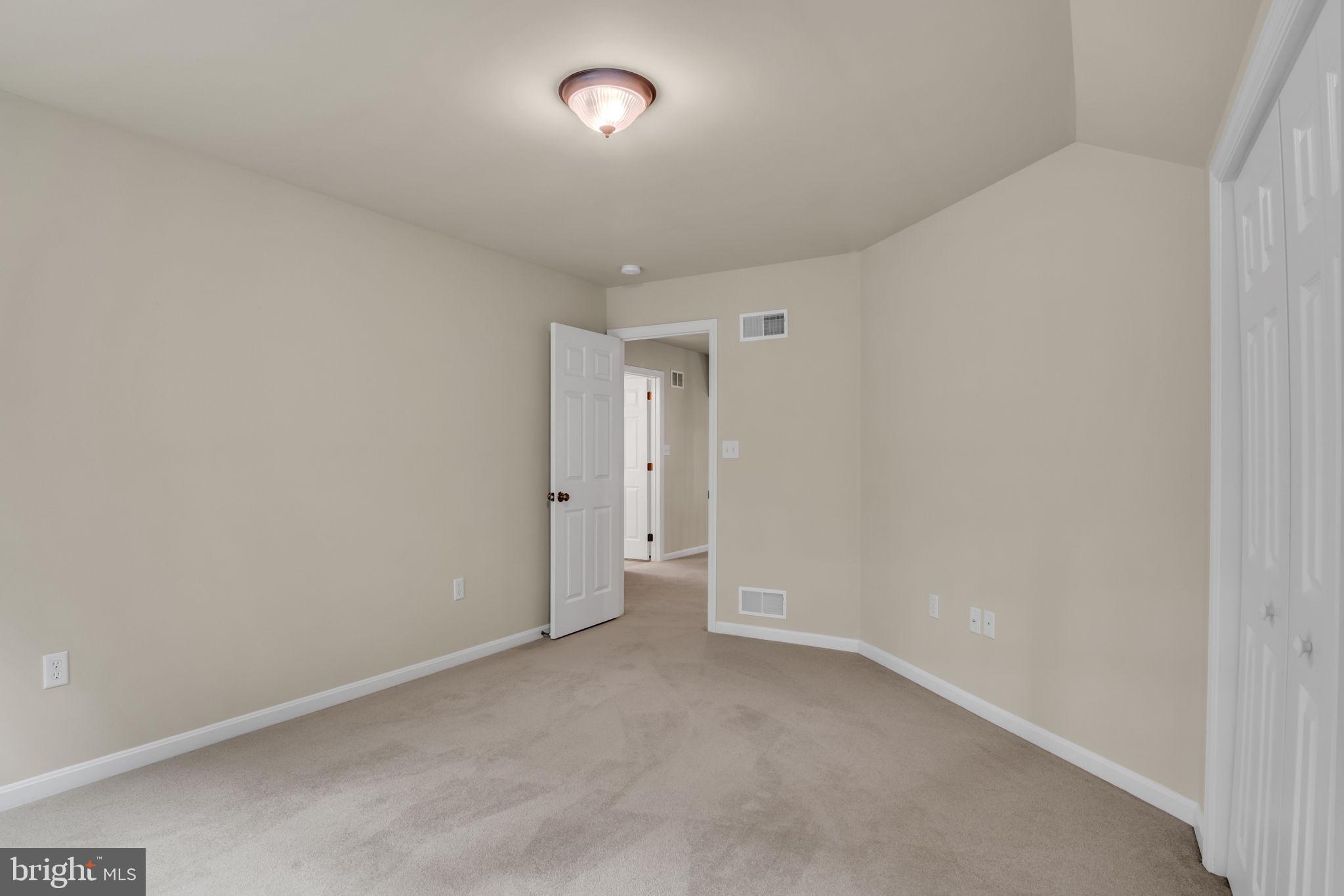 362 Aberdeen Road Elizabethtown, PA 17022 - Photo 27 of 67 a view of an empty room