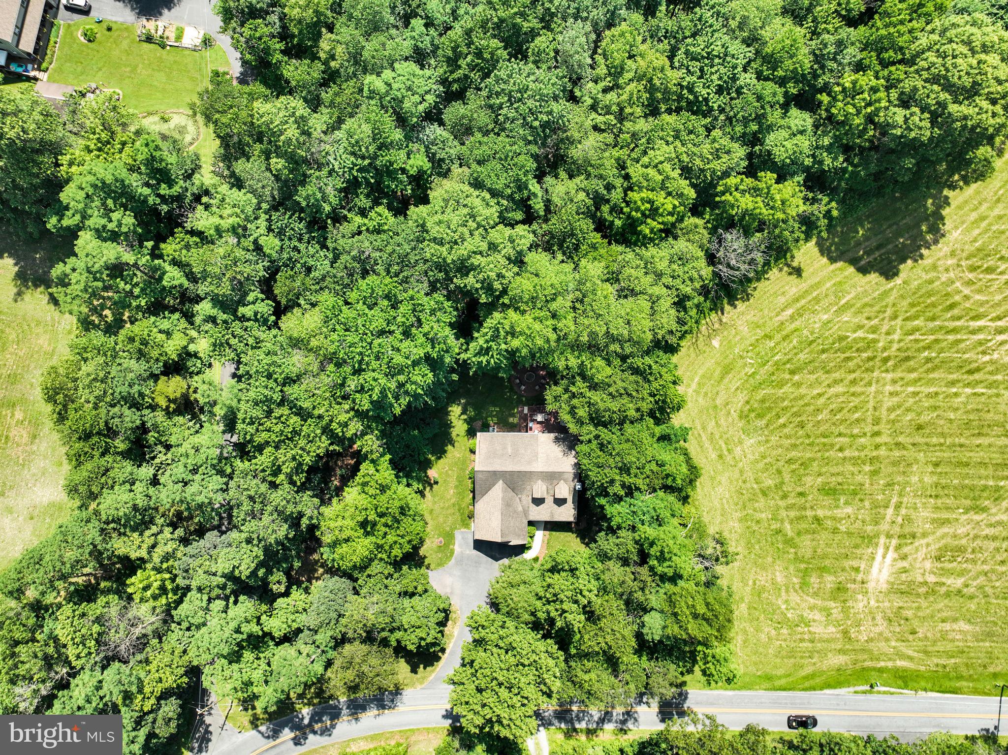 362 Aberdeen Road Elizabethtown, PA 17022 - Photo 54 of 67 an aerial view of a house with a yard