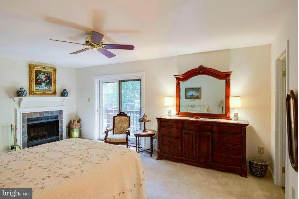 6637 Thumb Run Road Marshall, VA 20115 - Photo 11 of 30 Bedroom (Master)