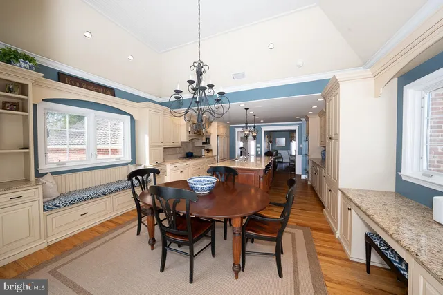 $995,000 | 334 Echo Valley Lane, Newtown Square, PA 19073