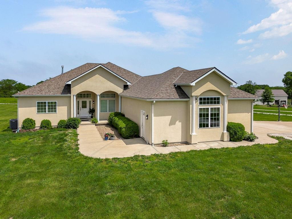 7301 Southwest Hwy F Trimble, MO 64492 - Photo 3 of 45