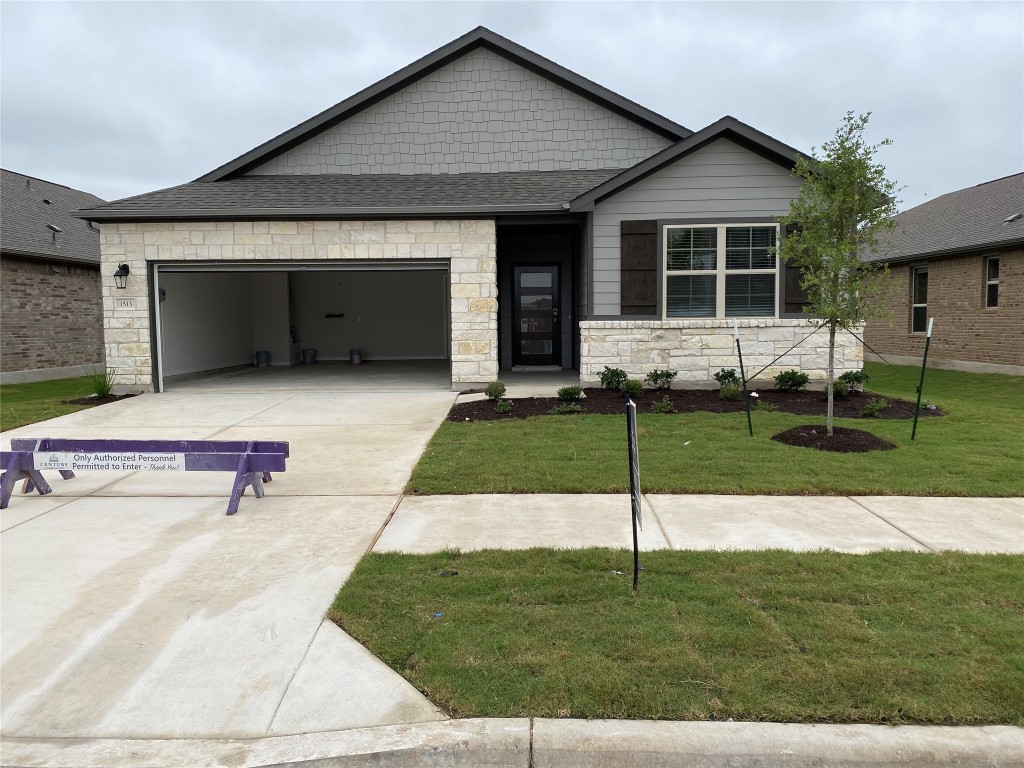 a house view with a outdoor space
