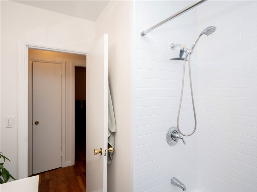 52 Stage Coach Road Portsmouth, RI 02871 - Photo 16 of 47