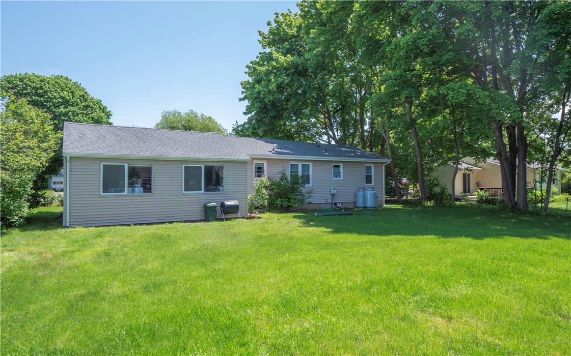 52 Stage Coach Road Portsmouth, RI 02871 - Photo 35 of 47