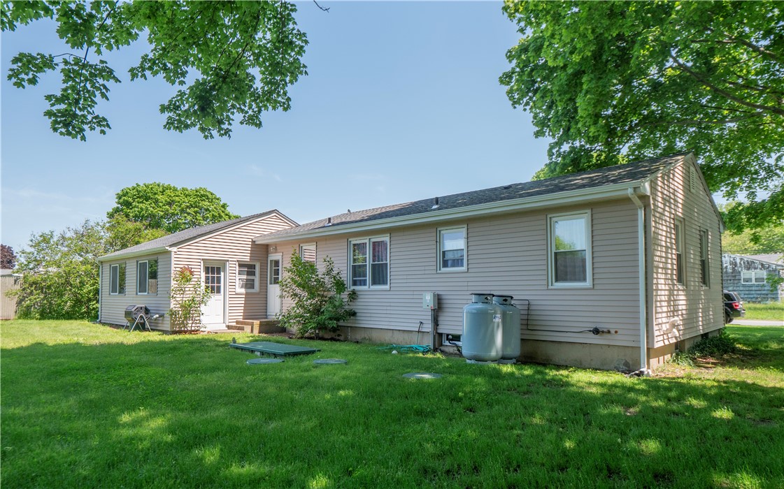 52 Stage Coach Road Portsmouth, RI 02871 - Photo 37 of 47