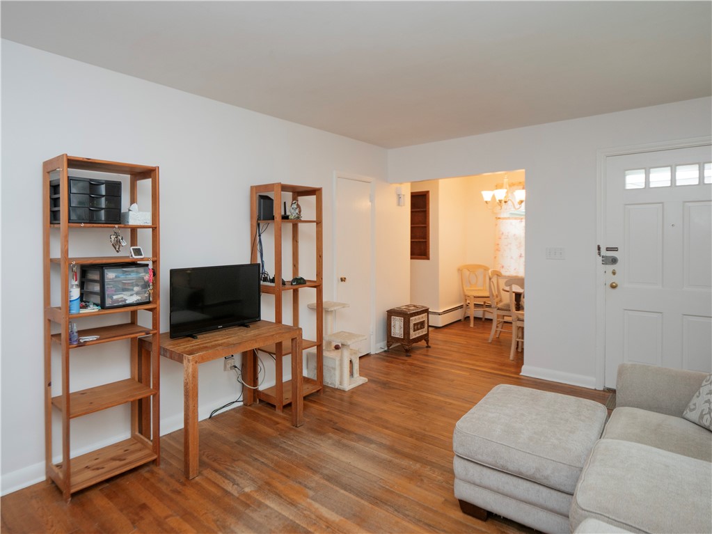 52 Stage Coach Road Portsmouth, RI 02871 - Photo 7 of 47