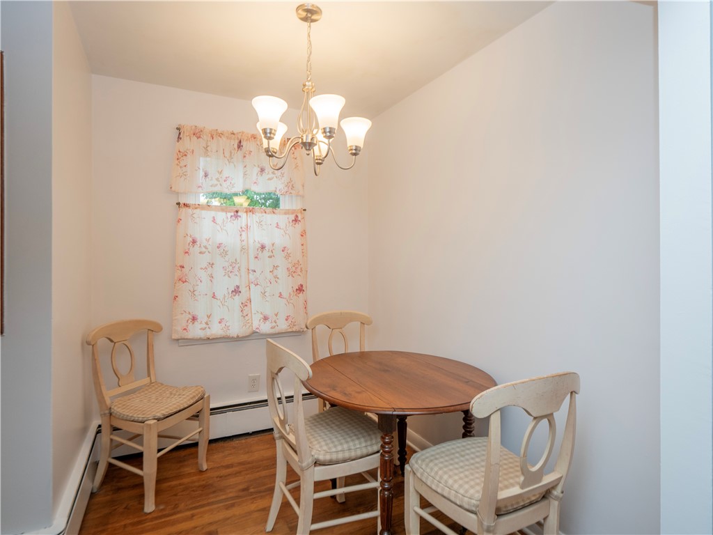 52 Stage Coach Road Portsmouth, RI 02871 - Photo 8 of 47