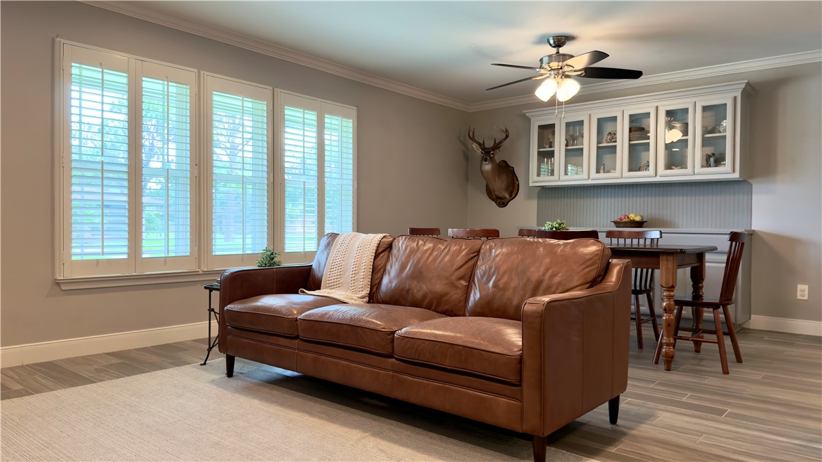 638 Moray Place Corpus Christi, TX 78411 - Photo 4 of 34