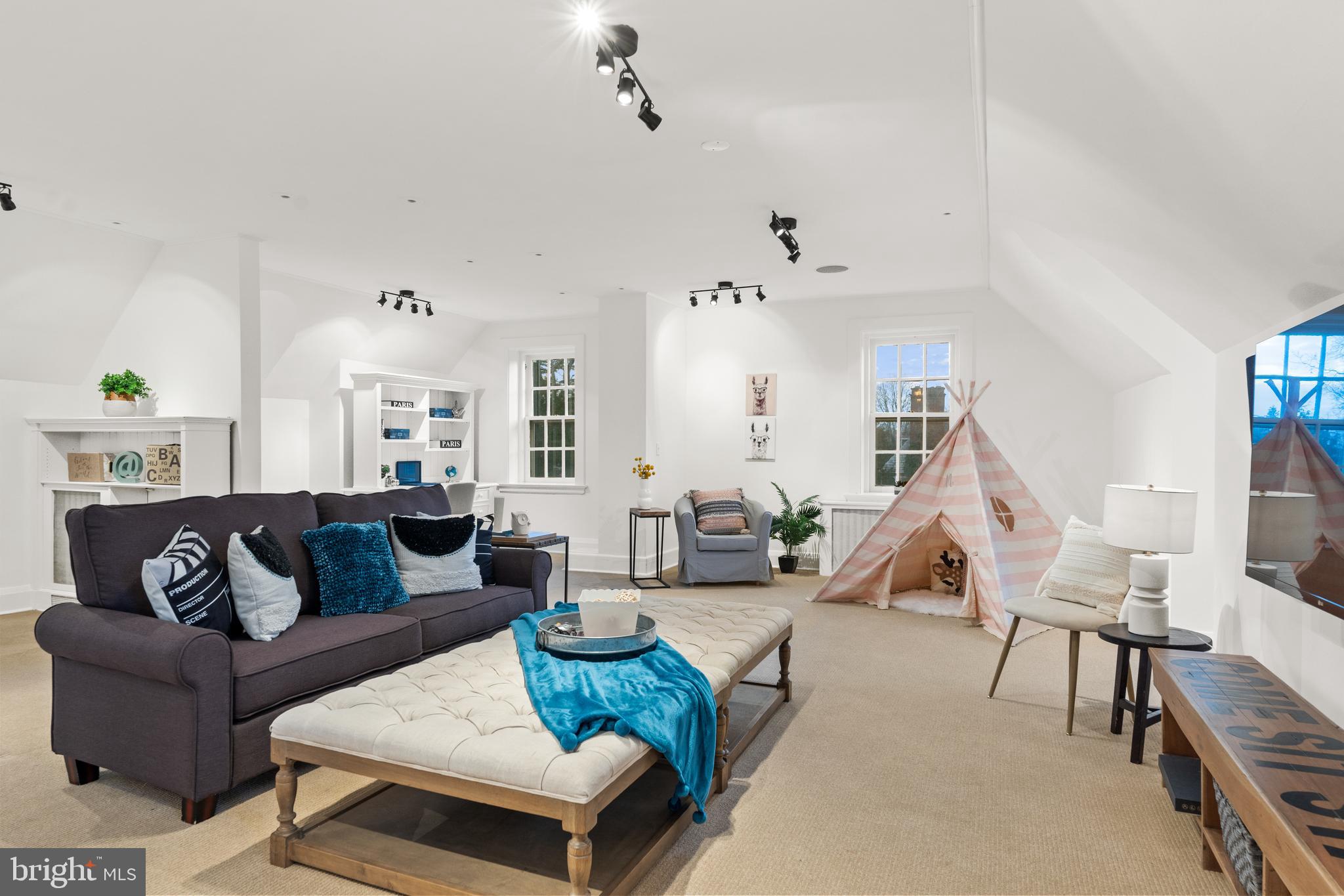 207 East Highfield Road Baltimore, MD 21218 - Photo 30 of 48