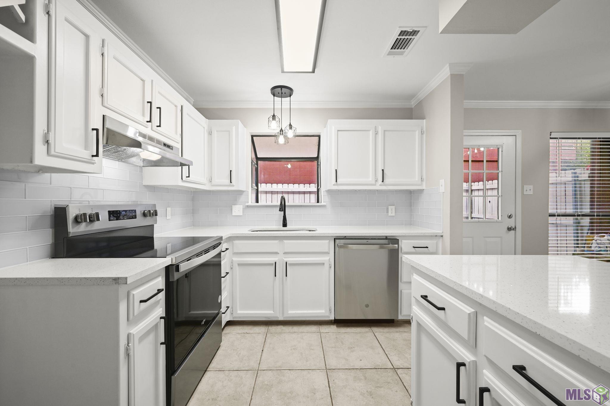 940 Ridgepoint Court, Unit 940 Baton Rouge, LA 70810 - Photo 12 of 21