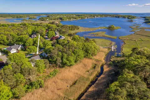 $1,295,000 | 35 Bayshore Drive, Mashpee, MA 02649
