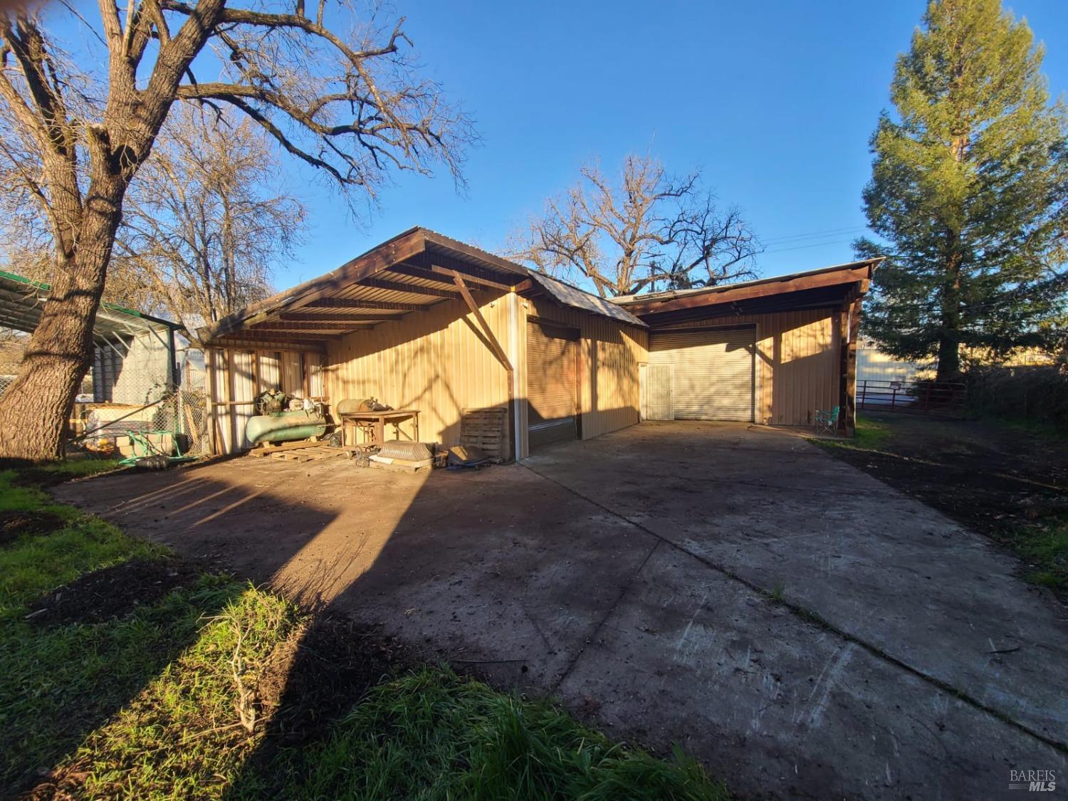 76440 Covelo Road Covelo, CA 95428 - Photo 11 of 19 a view of a backyard