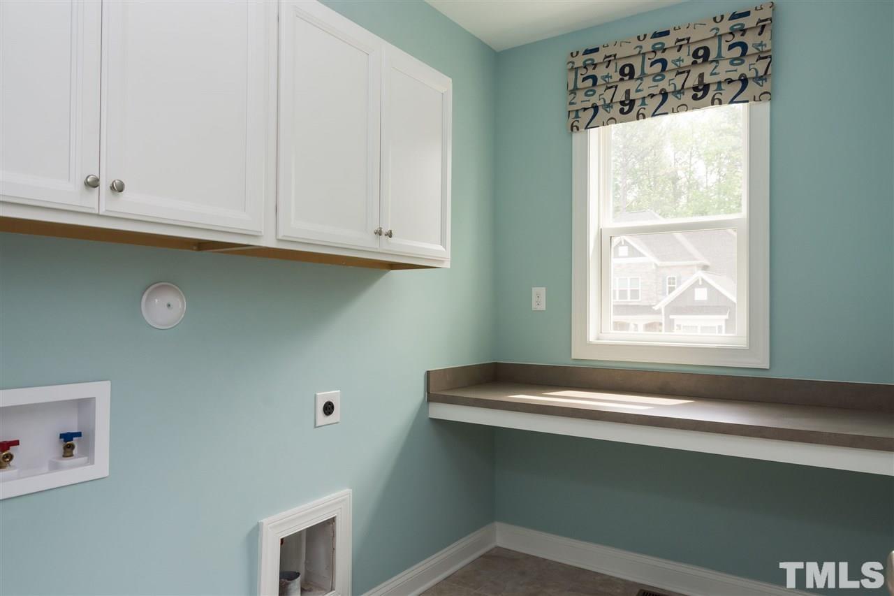 11800 Venture Oak Way Raleigh, NC 27613 - Photo 22 of 25 a view of a window in the kitchen
