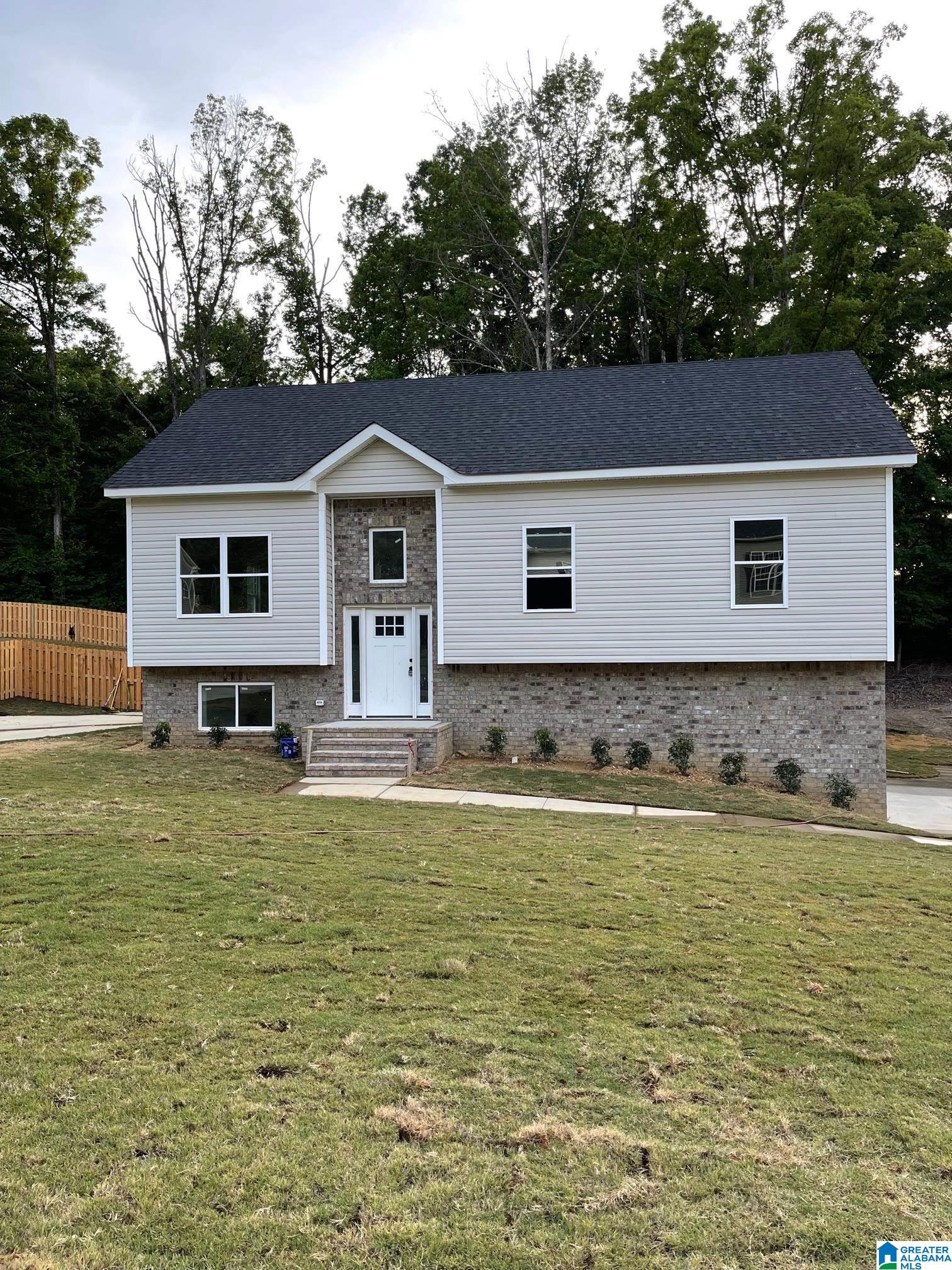 204 Walnut Street Leeds, AL 35094 - Photo 1 of 24