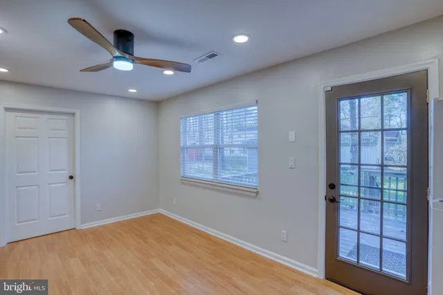 $369,500 | 28 Lakewood Drive, Lewes, DE 19958