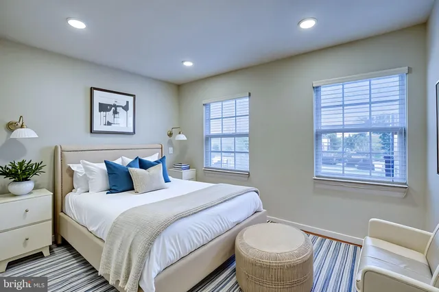 $369,500 | 28 Lakewood Drive, Lewes, DE 19958