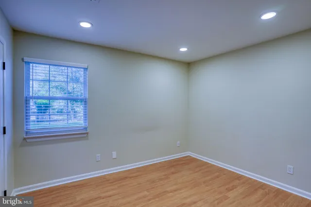 $369,500 | 28 Lakewood Drive, Lewes, DE 19958