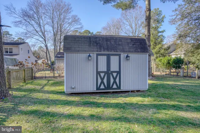 $369,500 | 28 Lakewood Drive, Lewes, DE 19958
