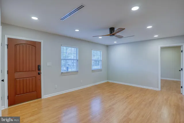 $369,500 | 28 Lakewood Drive, Lewes, DE 19958