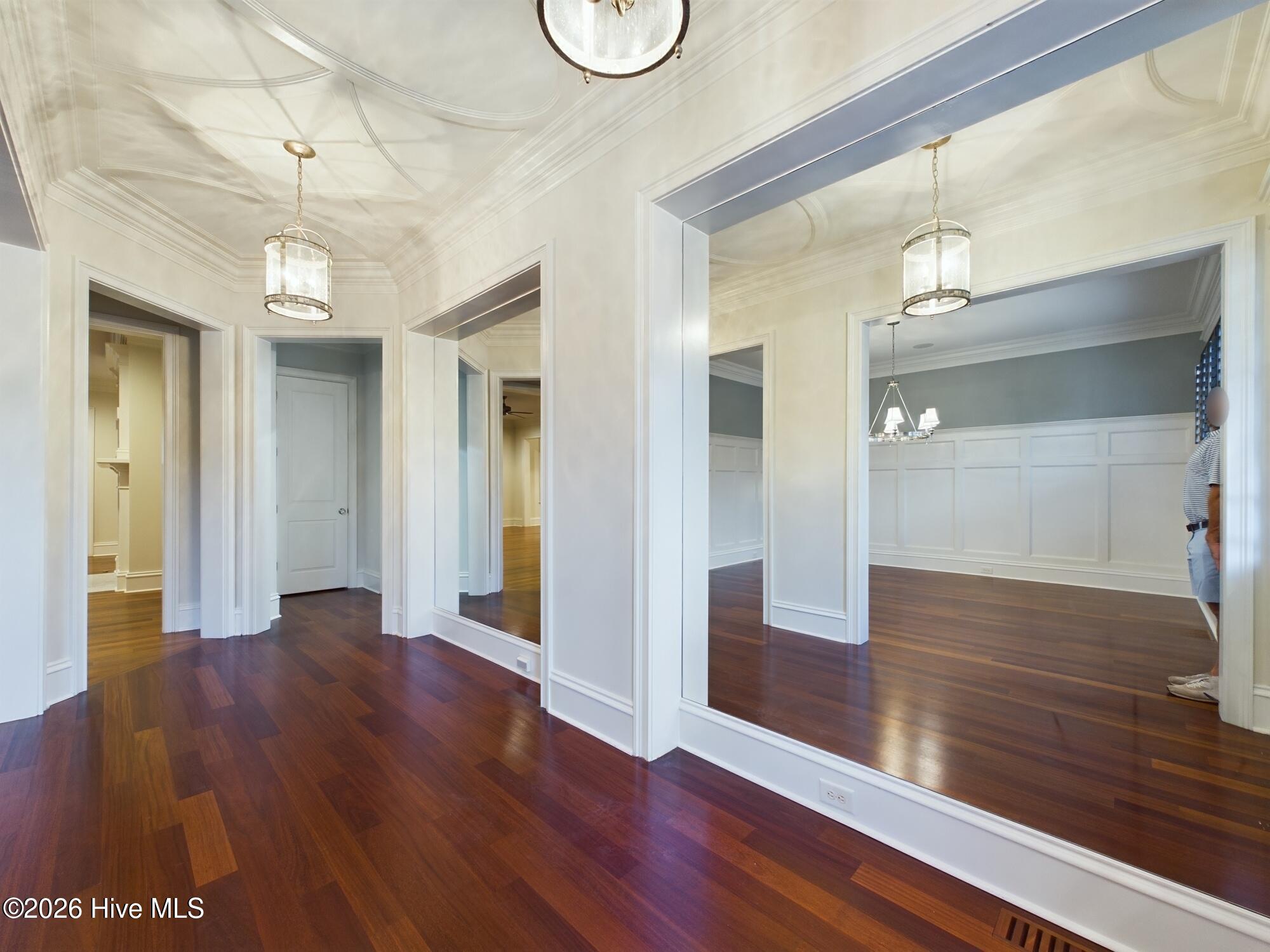 3724 Rolston Drive Raleigh, NC 27609 - Photo 11 of 76 Gallery Image 11