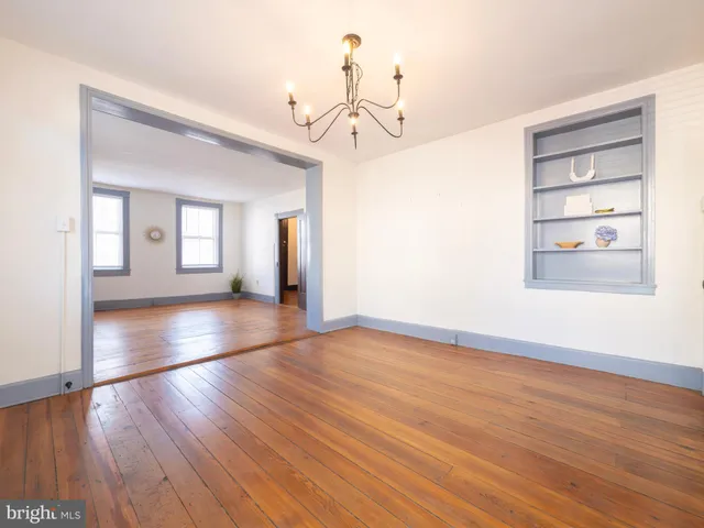 $489,900 | 703 South Loudoun Street, Winchester, VA 22601