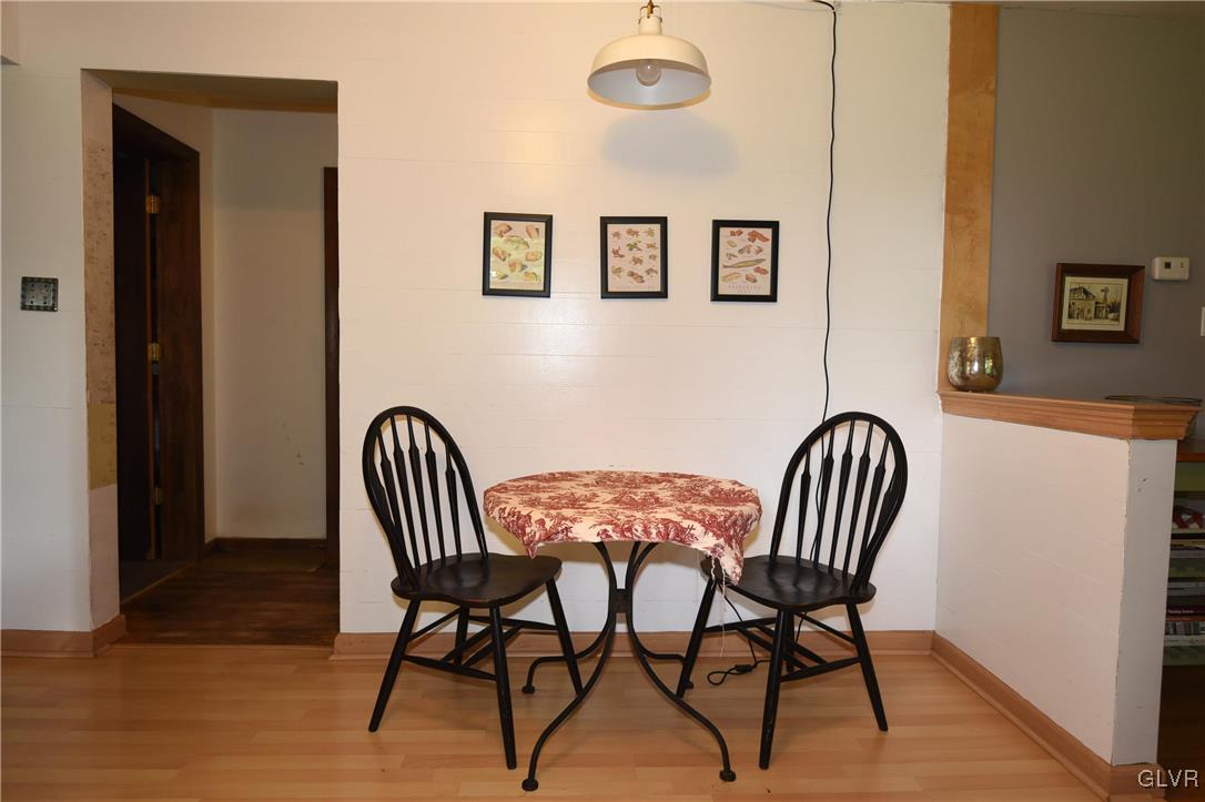 4036 Hollo Road Easton, PA 18045 - Photo 21 of 46 eat in area of remodeled kitchen