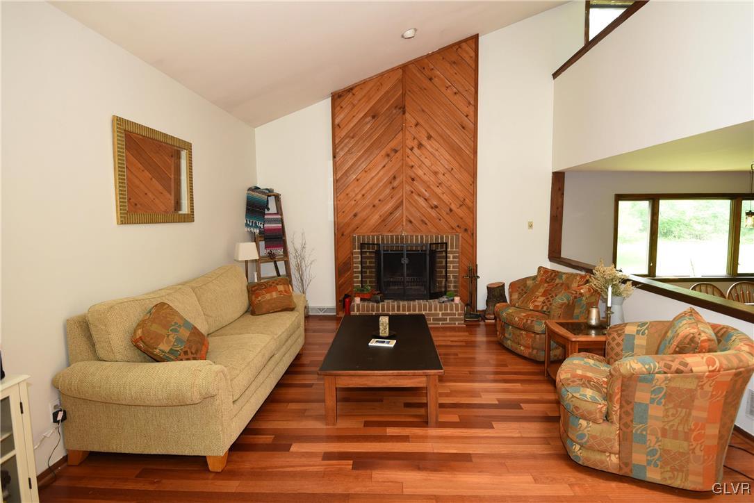 4036 Hollo Road Easton, PA 18045 - Photo 26 of 46 full view of spacious living room