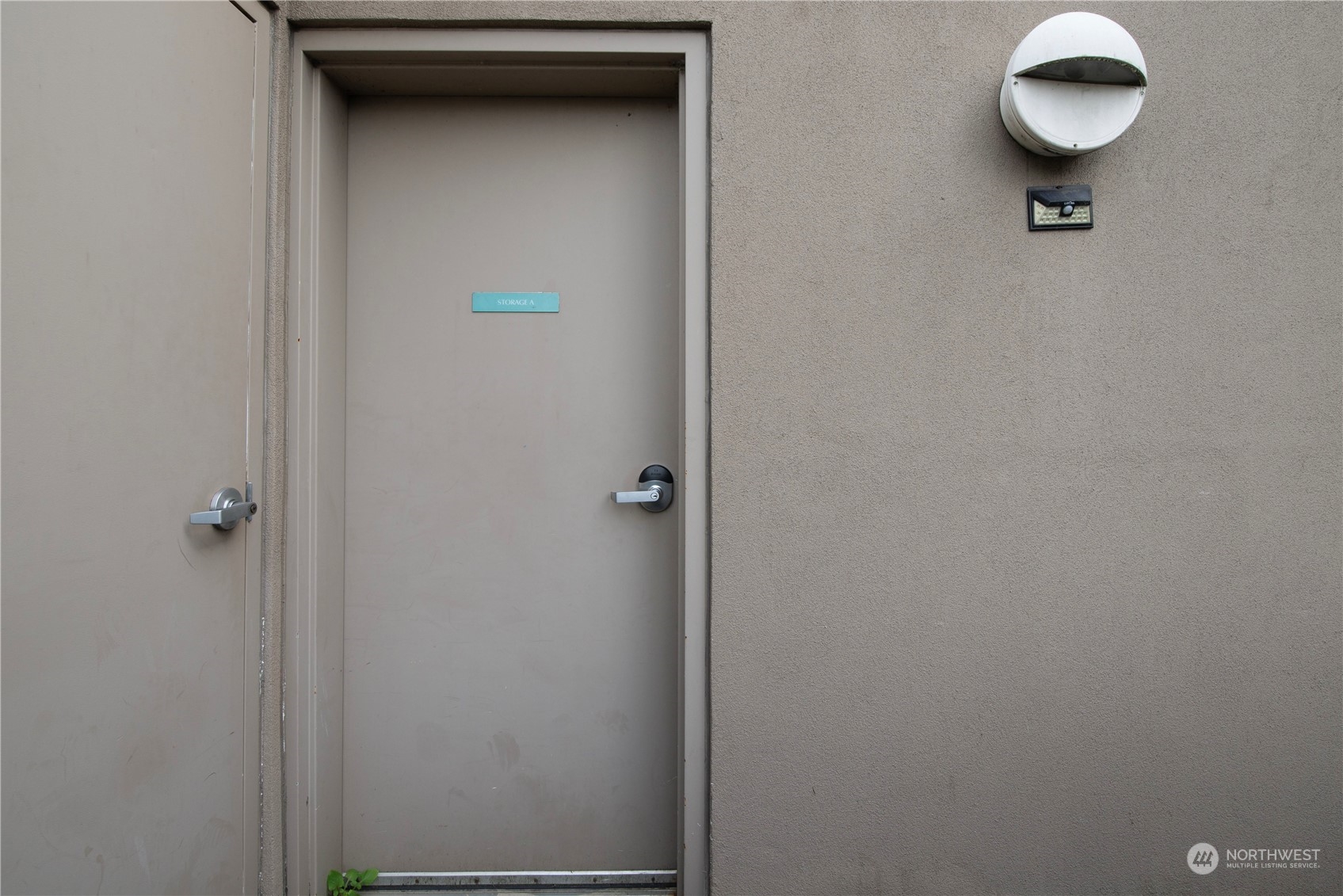 321 10th Avenue South, Unit 616 Seattle, WA 98144 - Photo 14 of 19