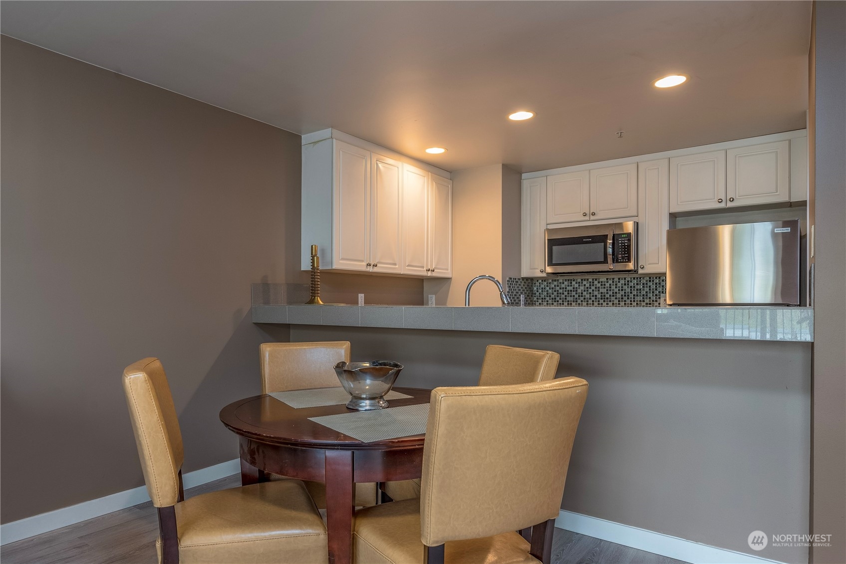 321 10th Avenue South, Unit 616 Seattle, WA 98144 - Photo 6 of 19