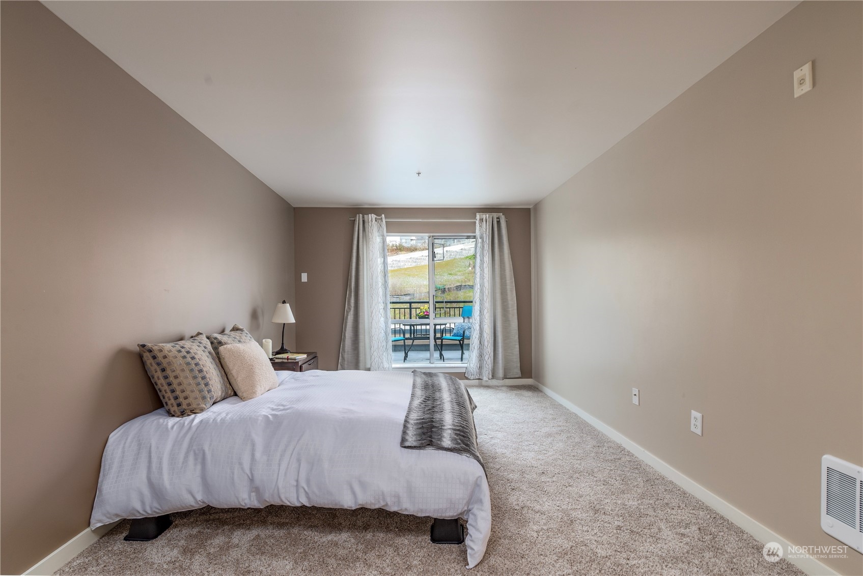 321 10th Avenue South, Unit 616 Seattle, WA 98144 - Photo 8 of 19