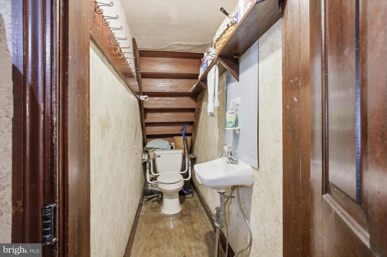 218 Main Street Denver, PA 17517 - Photo 15 of 31 1/2 bath off of kitchen