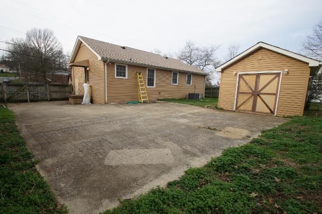 1009 Jacksons Valley Road Hermitage, TN 37076 - Photo 5 of 12 Gallery Image 5
