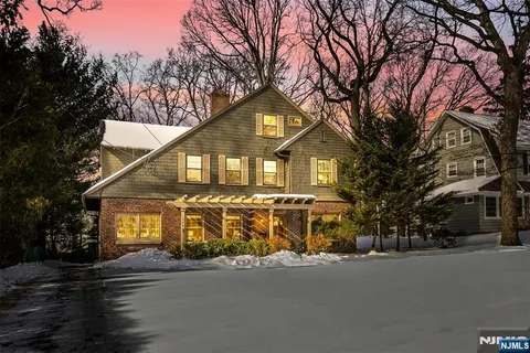 $1,399,999 | 166 Montclair Avenue, Montclair, NJ 07042