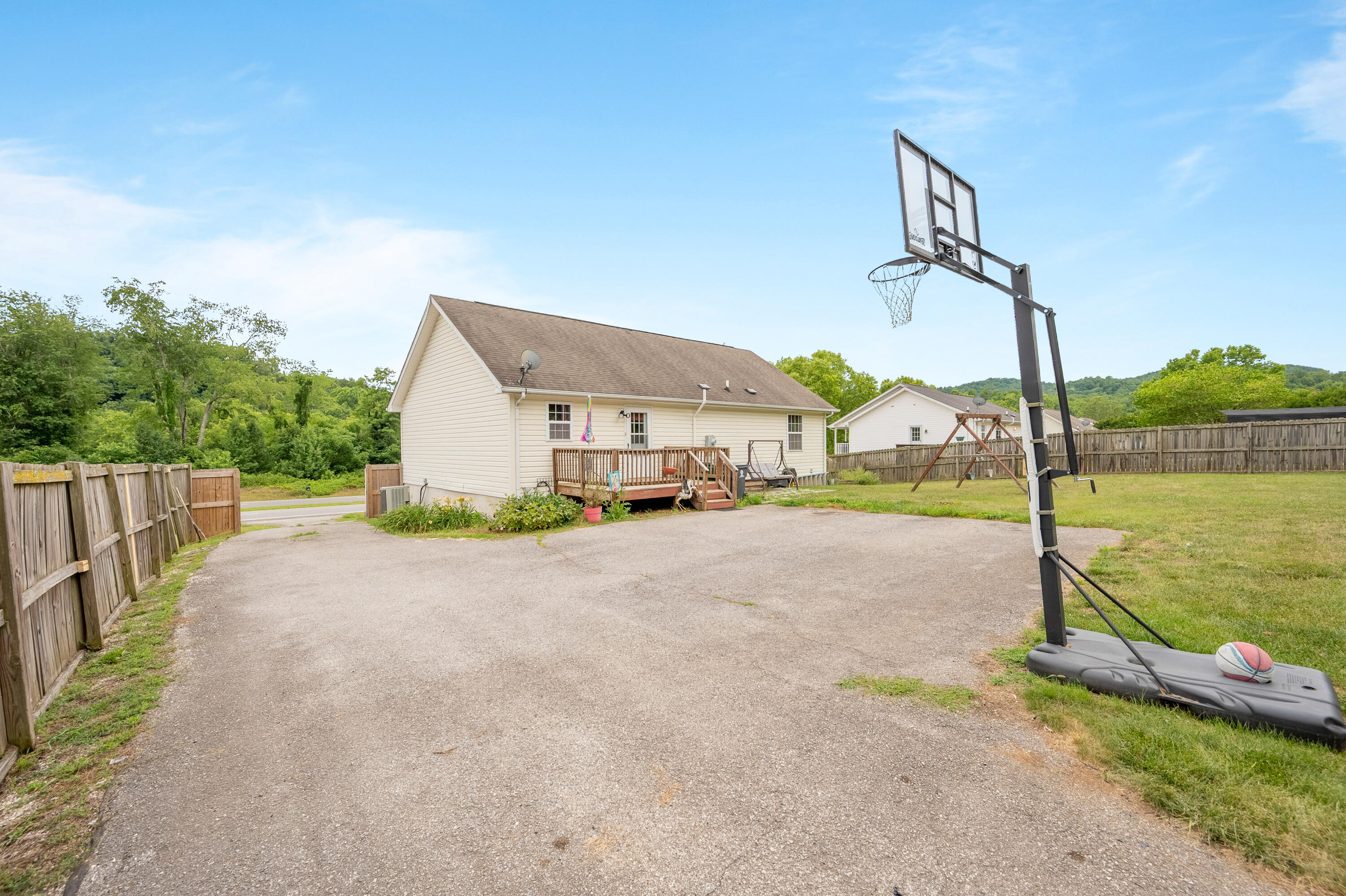 7100 Roanoke Road Shawsville, VA 24162 - Photo 47 of 59 shawsville-45