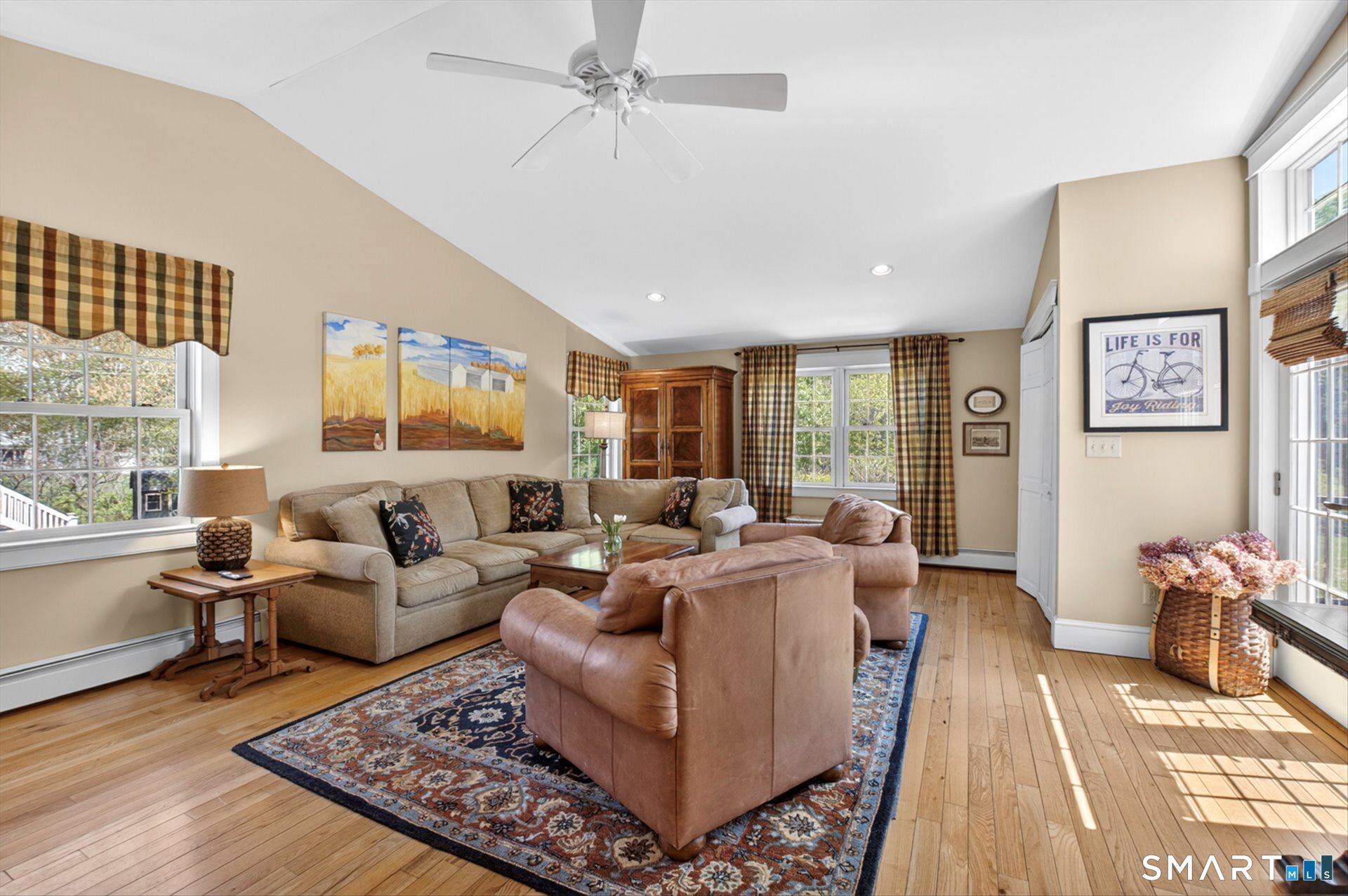 28 Deepwood Road Simsbury, CT 06070 - Photo 15 of 33