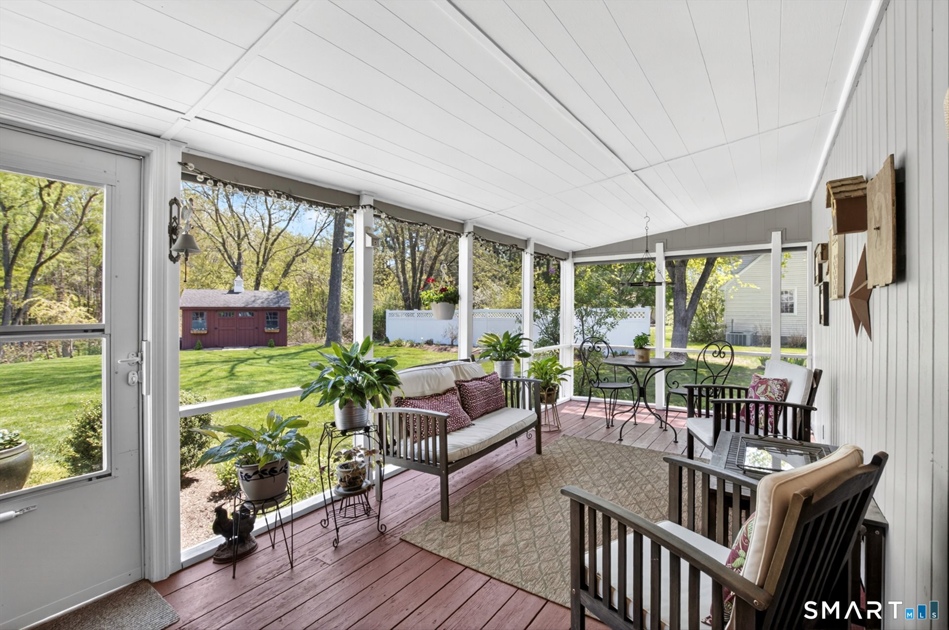 28 Deepwood Road Simsbury, CT 06070 - Photo 17 of 33