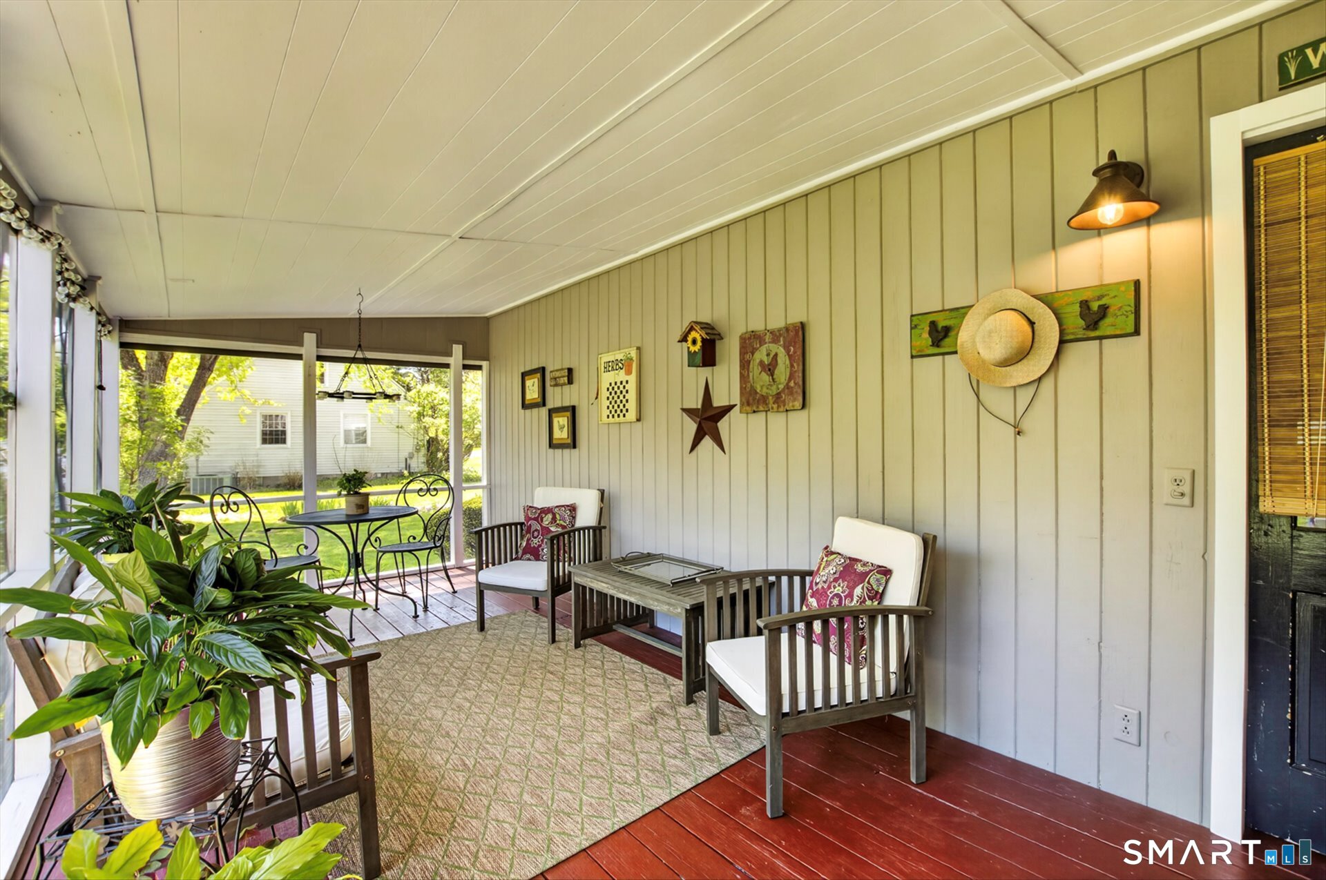 28 Deepwood Road Simsbury, CT 06070 - Photo 18 of 33