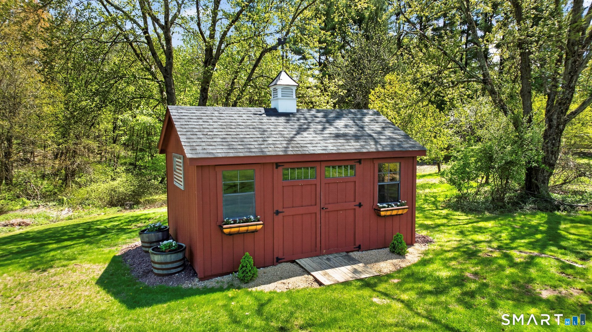 28 Deepwood Road Simsbury, CT 06070 - Photo 31 of 33